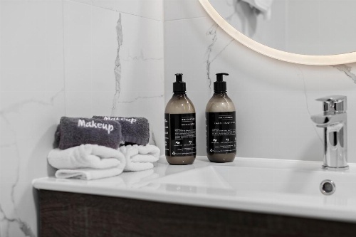 Colonial Village Motel image 22