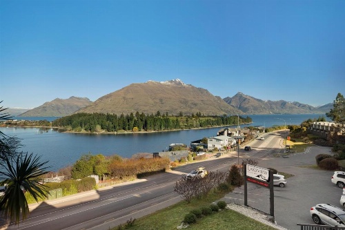 Colonial Village Motel image 41